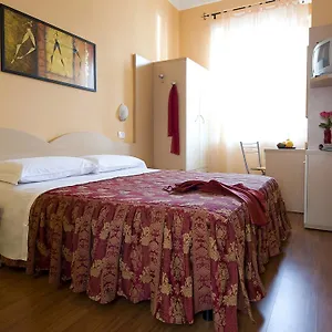 Sabatino 2*, Milán Italia